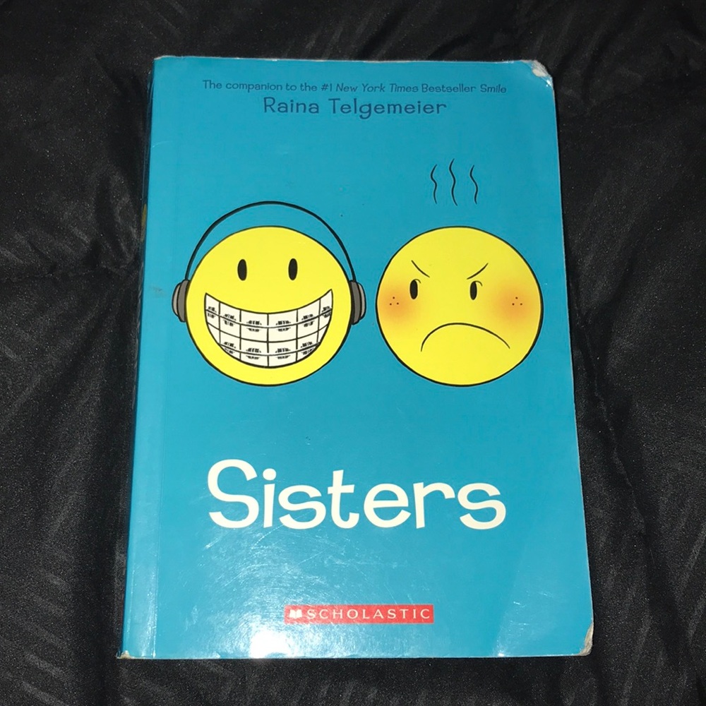 🖤 the book sisters by Raina telgemeler